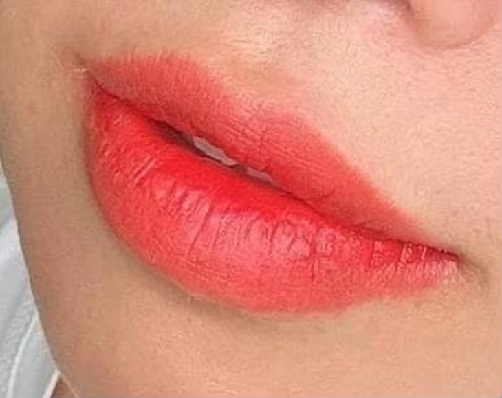 半永久手工霧唇定妝