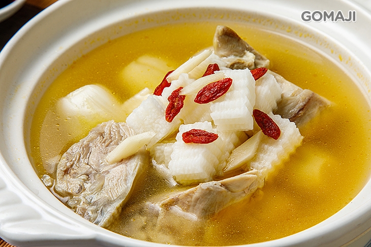 山藥燉雞湯一份