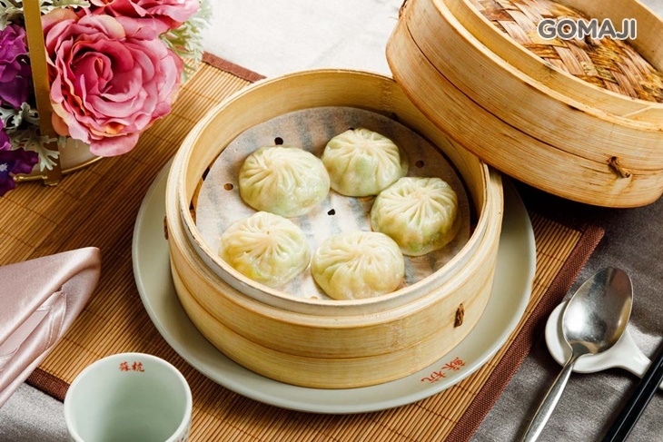 絲瓜蝦仁湯包一籠