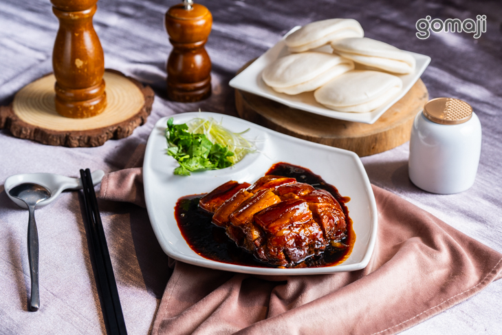 東坡肉一份(附四刈包)