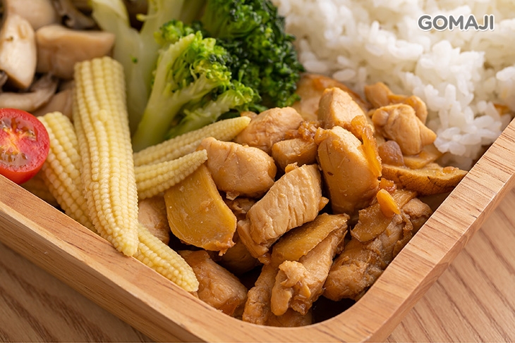 薑汁嫩燒雞飯 