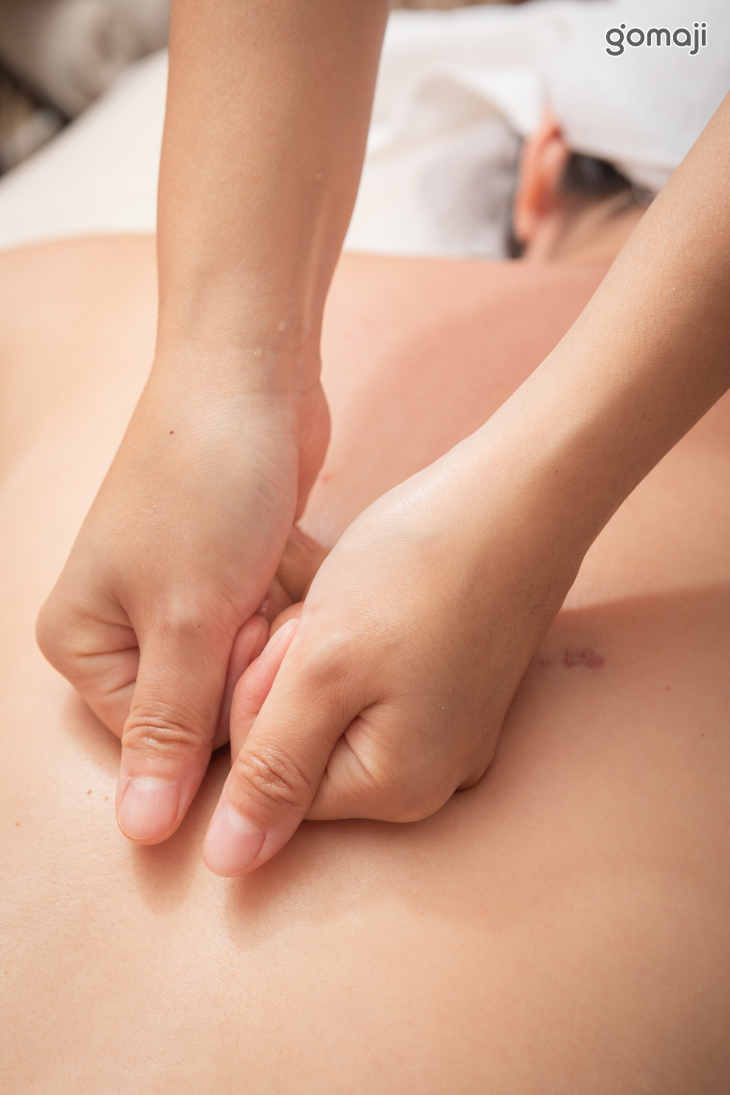 節奏手技舒壓鬆解:背部/腿部 擇一