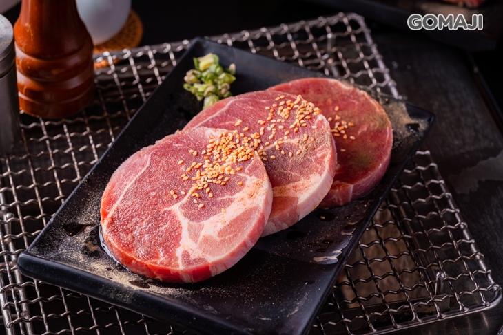 現烤台灣厚切豬肉角燒烤一份