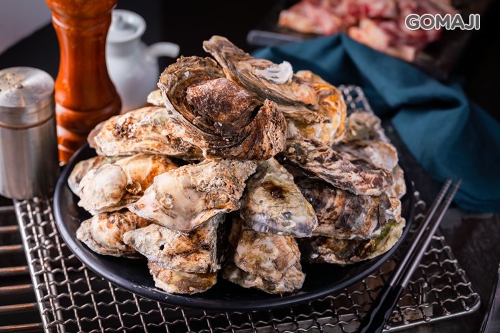 現烤東石鮮烤蚵仔