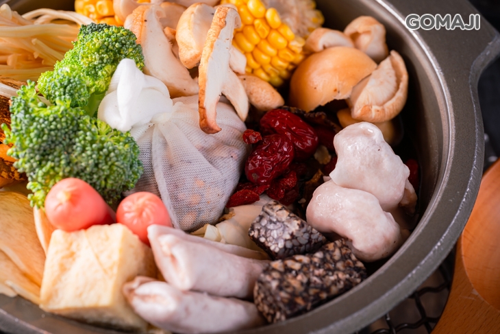 藥膳牛肉鍋+白飯一碗