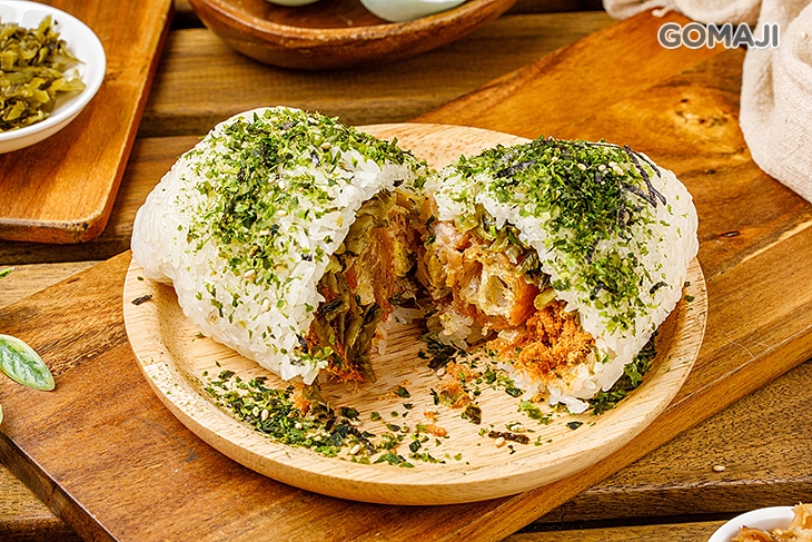 鮪魚飯糰+海苔