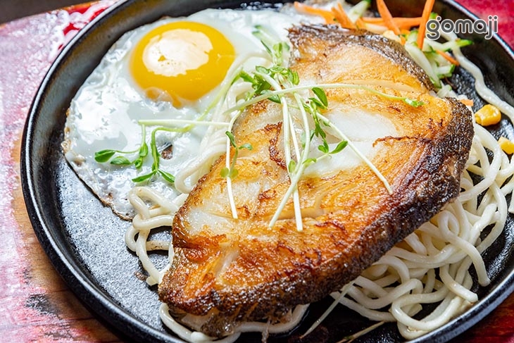 香酥扁鱈魚排