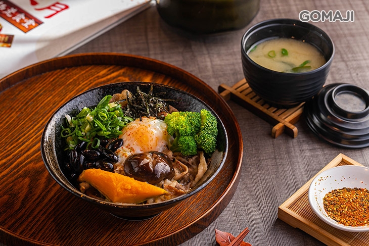 炙燒雪花牛丼