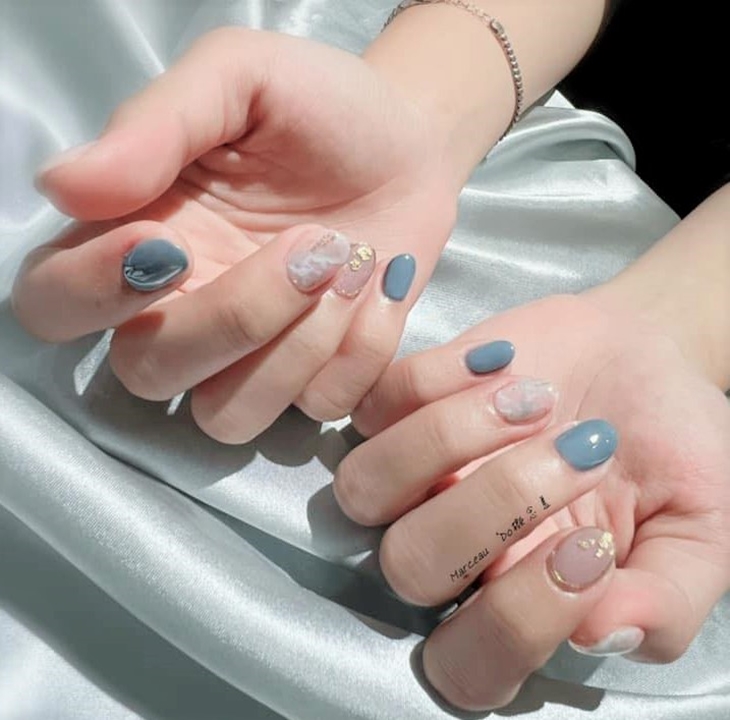 手部造型款凝膠美甲