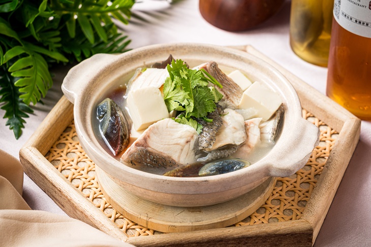 香菜皮蛋魚片湯