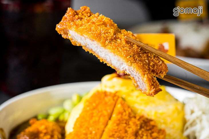 黃金豬排歐姆蛋咖哩飯