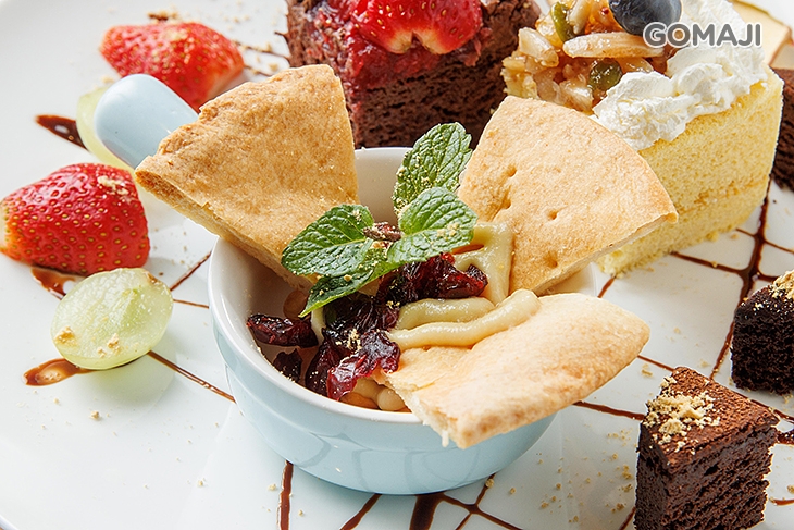 ProteinTree Canapés法式小點心+堅果檸檬戚風+櫻桃巧克力+古典巧克力+自製風味果乾+季節水果