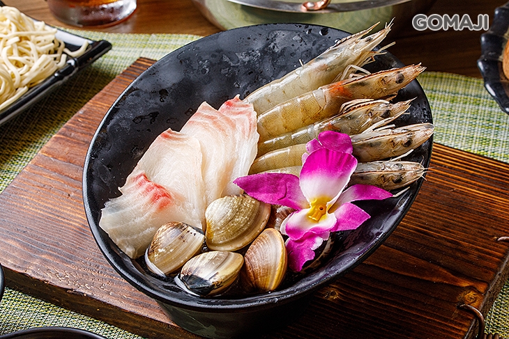 特選海三鮮:蛤蠣/白蝦/魚片