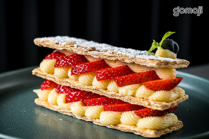 草莓千層派