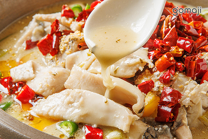 自制天然酸菜魚鍋