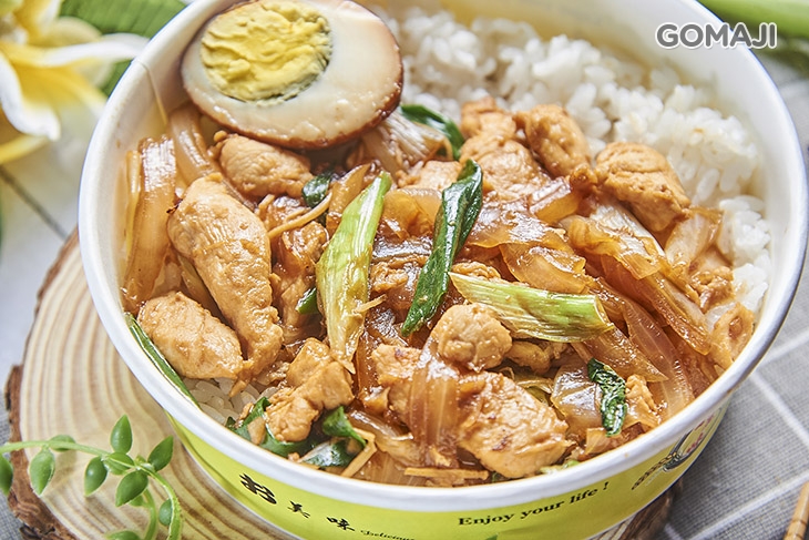 蔥爆雞肉飯