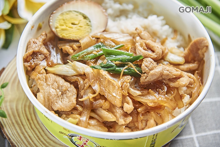 蔥爆豬肉飯