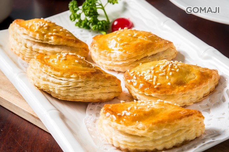 金牌叉燒酥一份