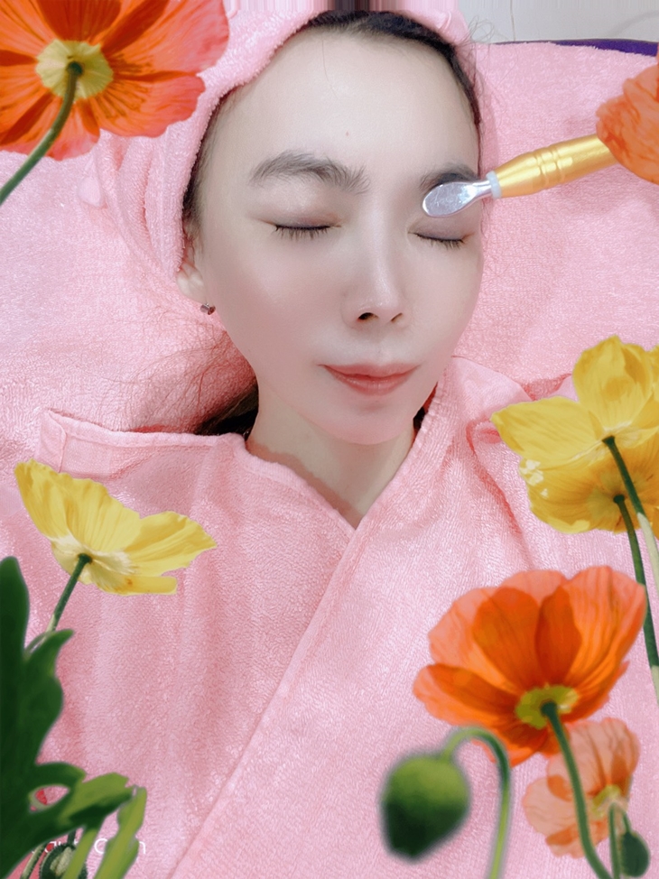 緊緻撫平眼肌拉提