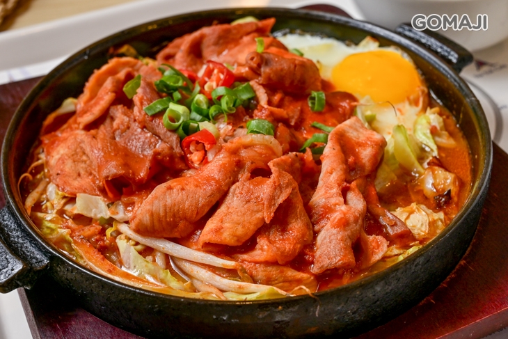 鐵板梅花豬肉飯