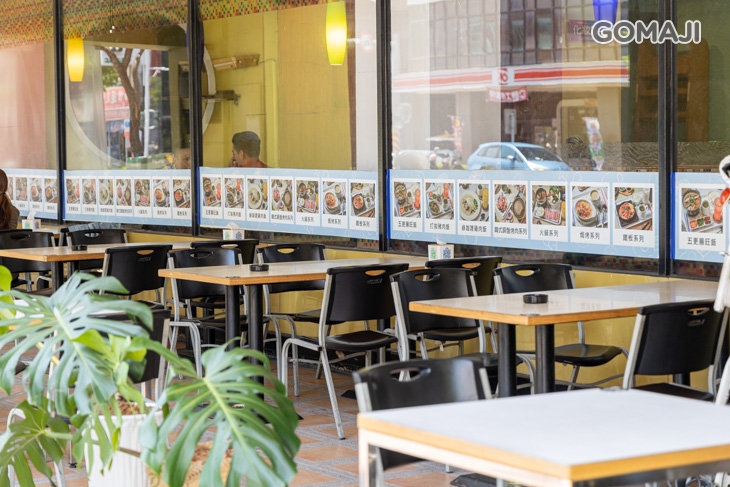 小鉄塔複合式餐廳Tea Tok Cafe'