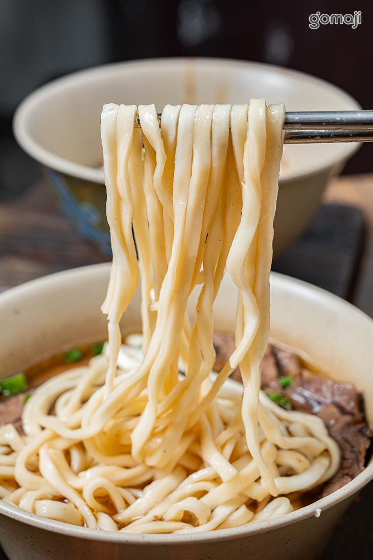 原汁牛肉麵