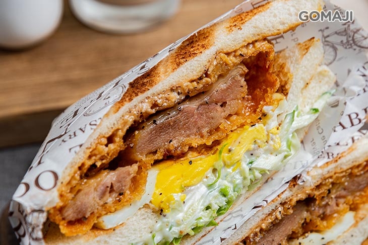 卡啦雞碳烤三明治