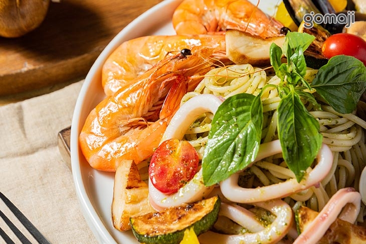 義式青醬海鮮莎莎冷麵