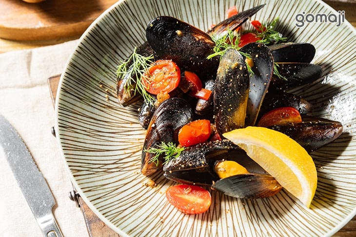 坎帕尼亞檸檬番茄白酒炒淡菜