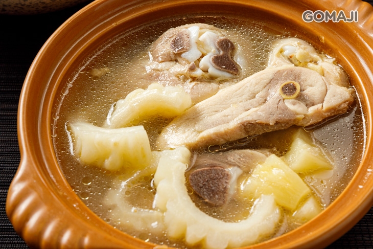 鳳梨苦瓜雞湯