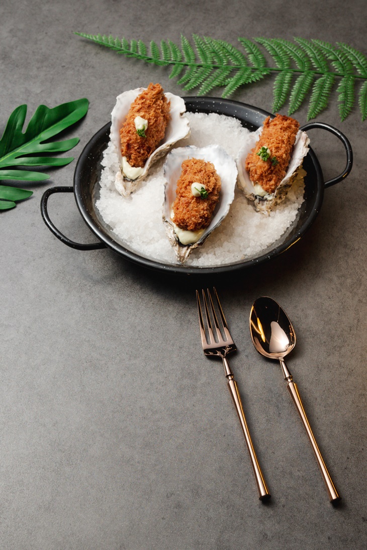 酥炸生蠔附塔塔醬