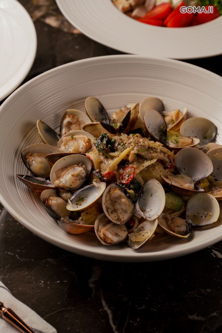 蒜香白酒蛤蜊義大利麵