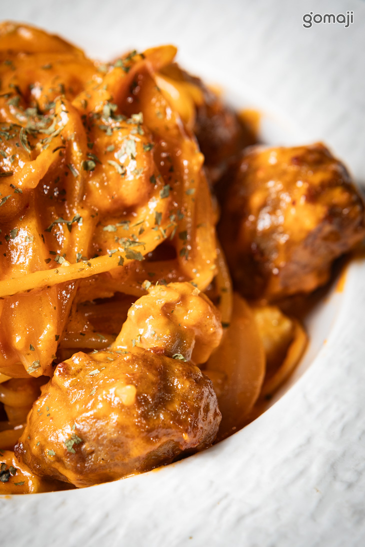 經典辣味番茄牛肉丸義大利麵