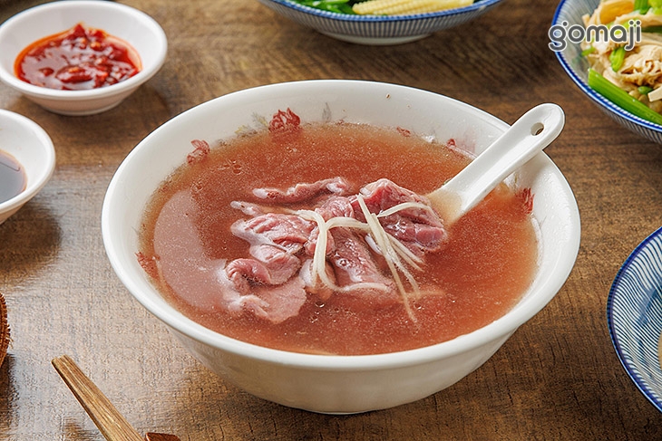 鮮涮牛肉湯