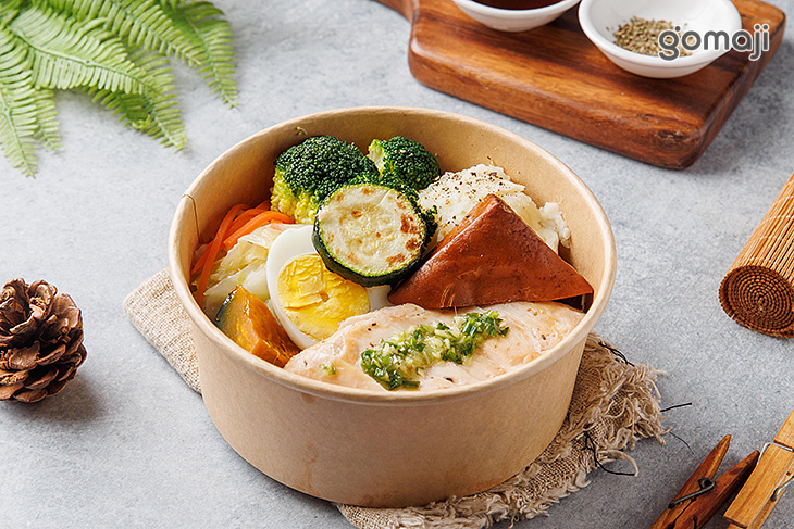 主廚特製蔥醬雞胸