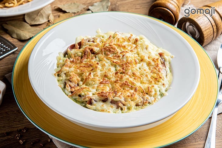 茄汁德式香腸焗烤義大利麵