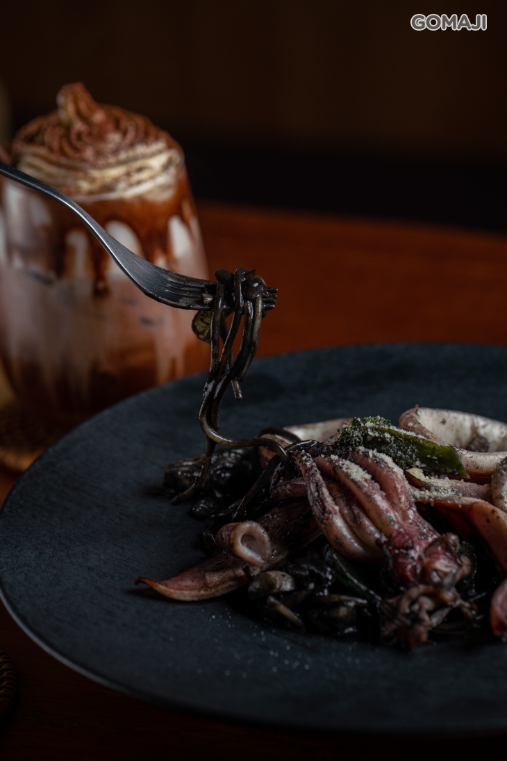 墨魚海鮮義大利麵+熔岩可可歐蕾+當日甜點