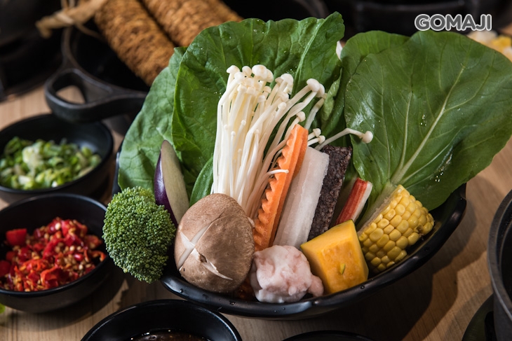 東北酸菜白肉鍋