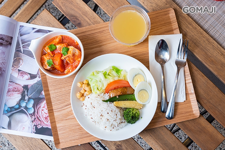 獵人燉雞腿+蜂蜜檸檬+水煮蛋