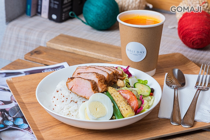 舒肥墨西哥烤豬餐盒+義式蔬菜湯+水煮蛋