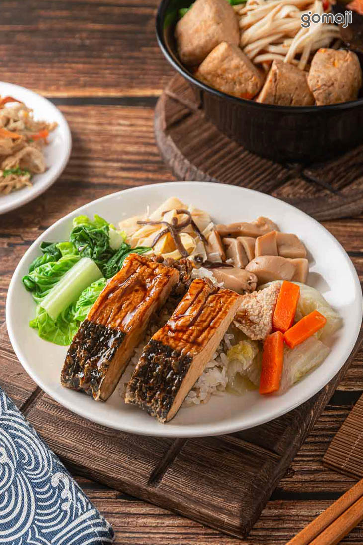 醬燒帶餘滷飯餐