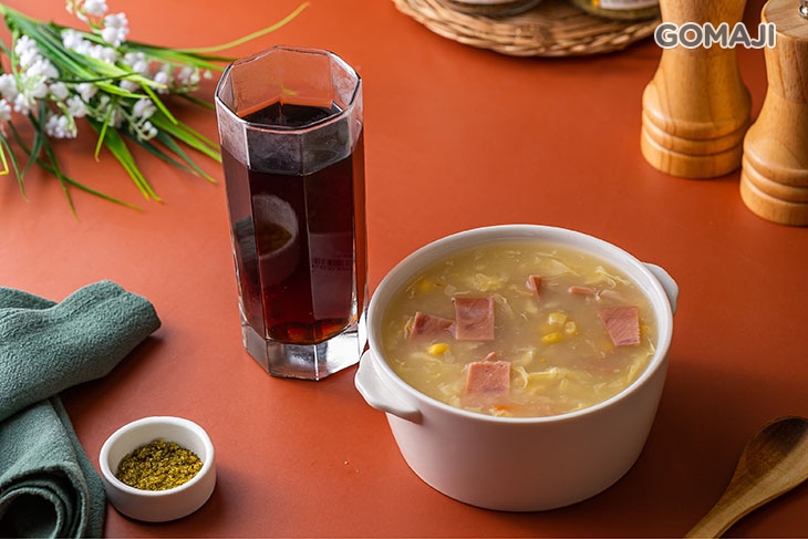 內用濃湯、紅茶無限享用