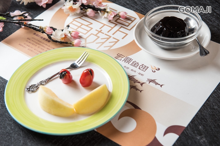 當日主廚甜點+時令水果