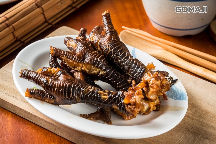 滷雞腳 