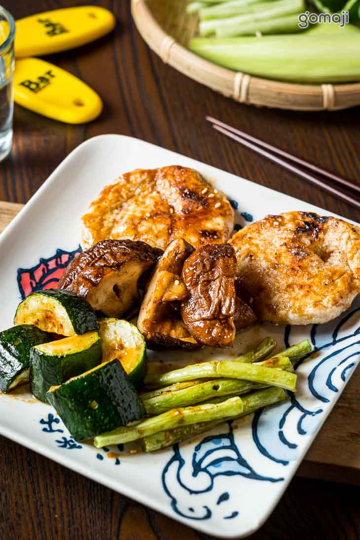 甜不辣、烤櫛瓜、大香菇、四季豆