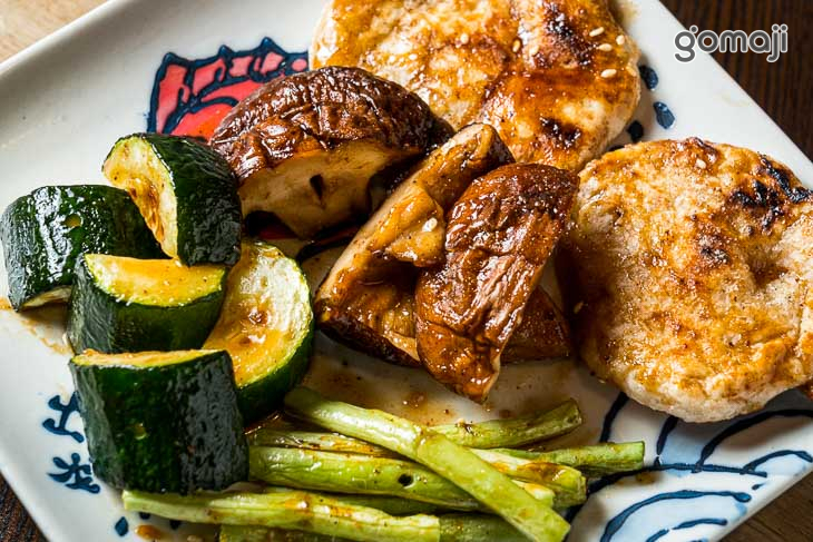 甜不辣、烤櫛瓜、大香菇、四季豆