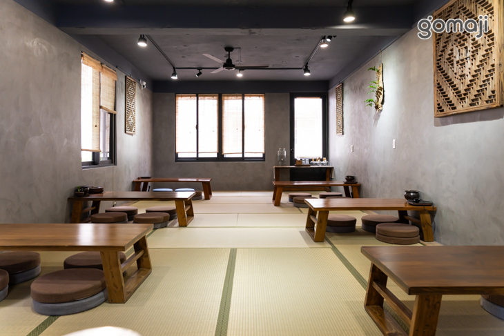 捨茶外人文茶館