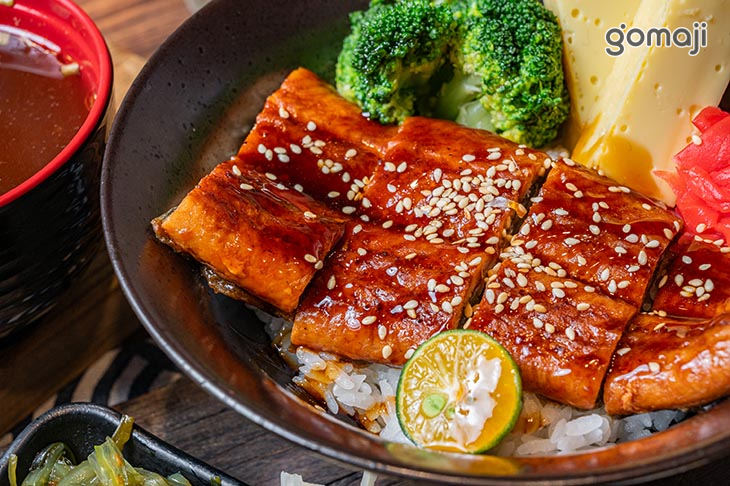 蒲燒鰻魚定食