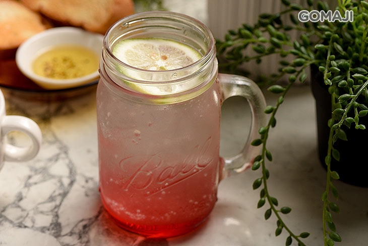 草莓氣泡飲