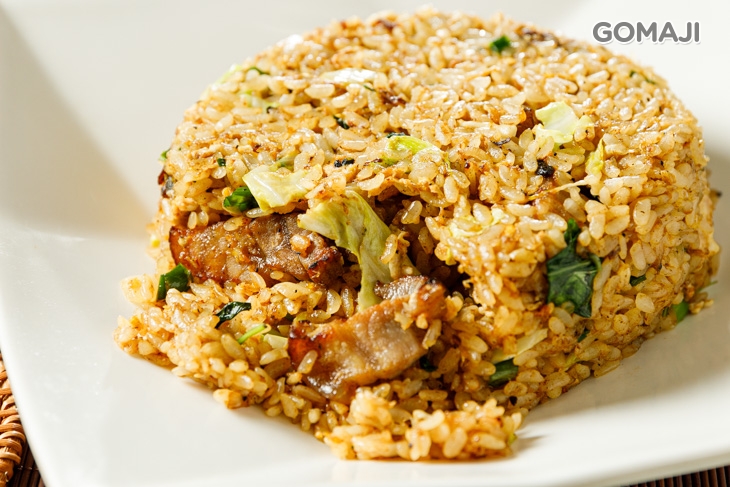 九層塔鹹豬肉紹興酒炒飯